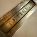Letterbox sign