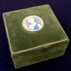 Box covered in velvet Linetti Profuni-Venezia medallion representing Madame La Marquise de Pompad
