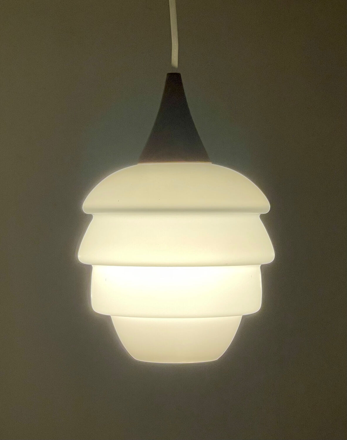 Modernist suspension 1960.