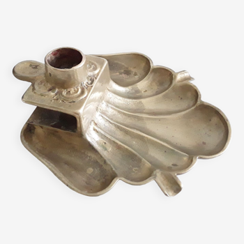 Old shell shape candle holder