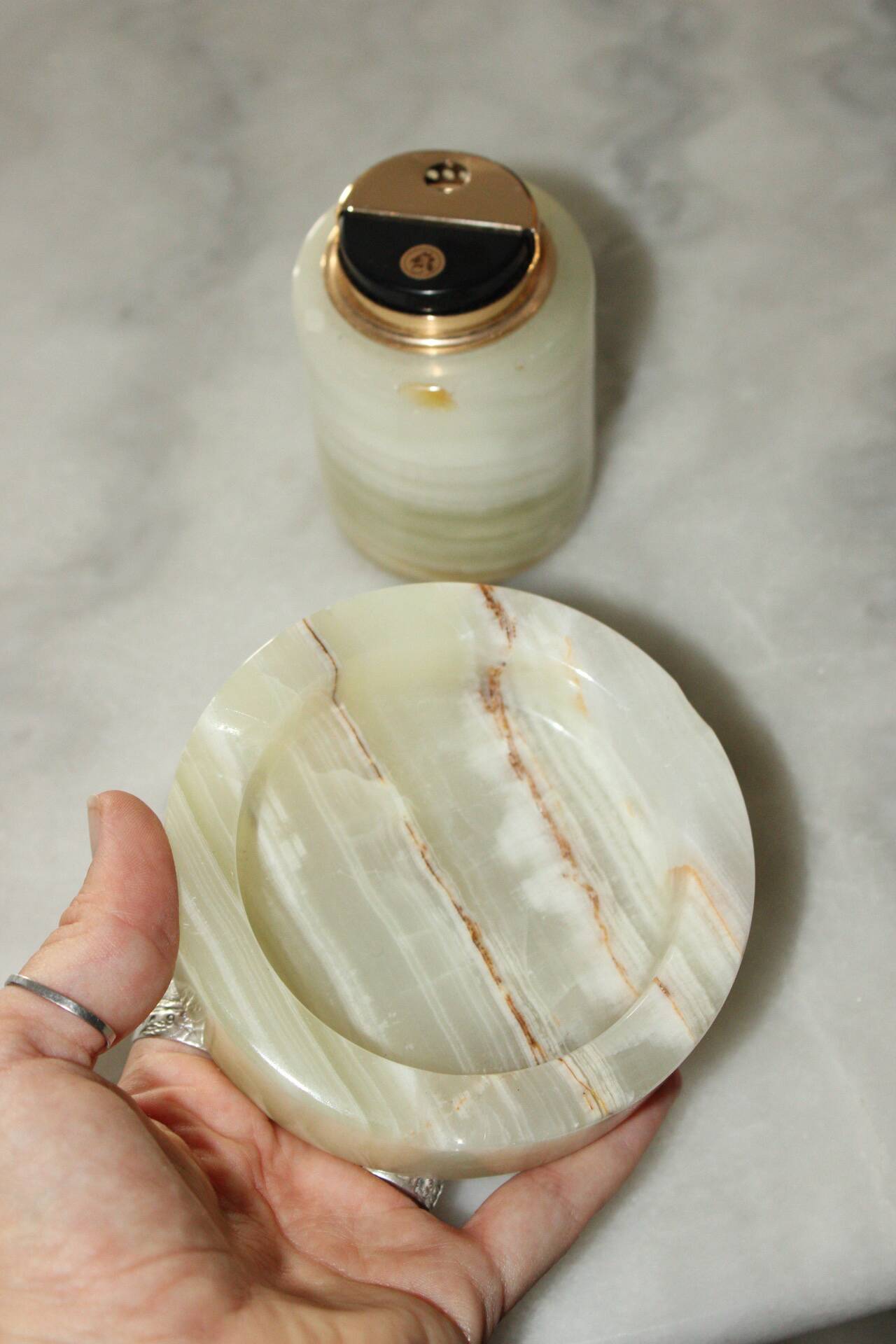 Table ornament in onyx and ashtray - Vintage
