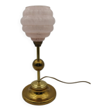 Lampe en laiton art déco et globe clichy rose