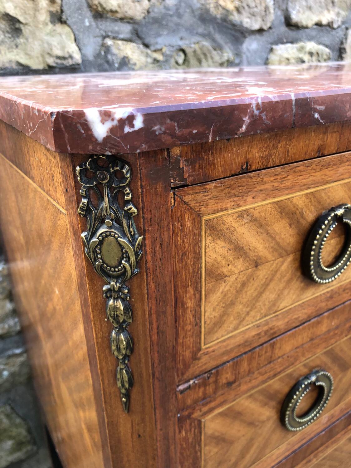 Commode marqueterie style transition