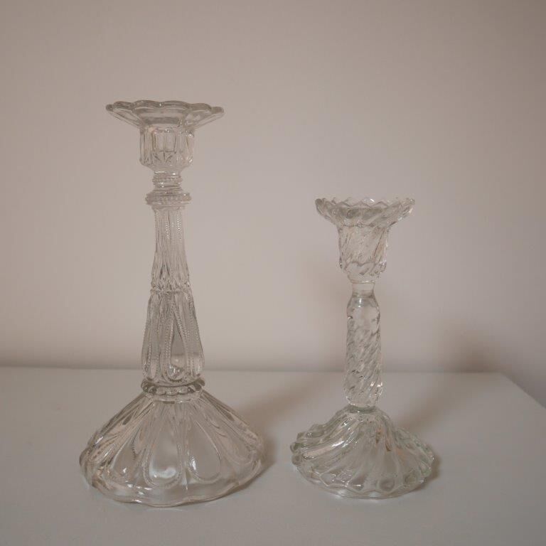 Set of 2 glass candle holders
