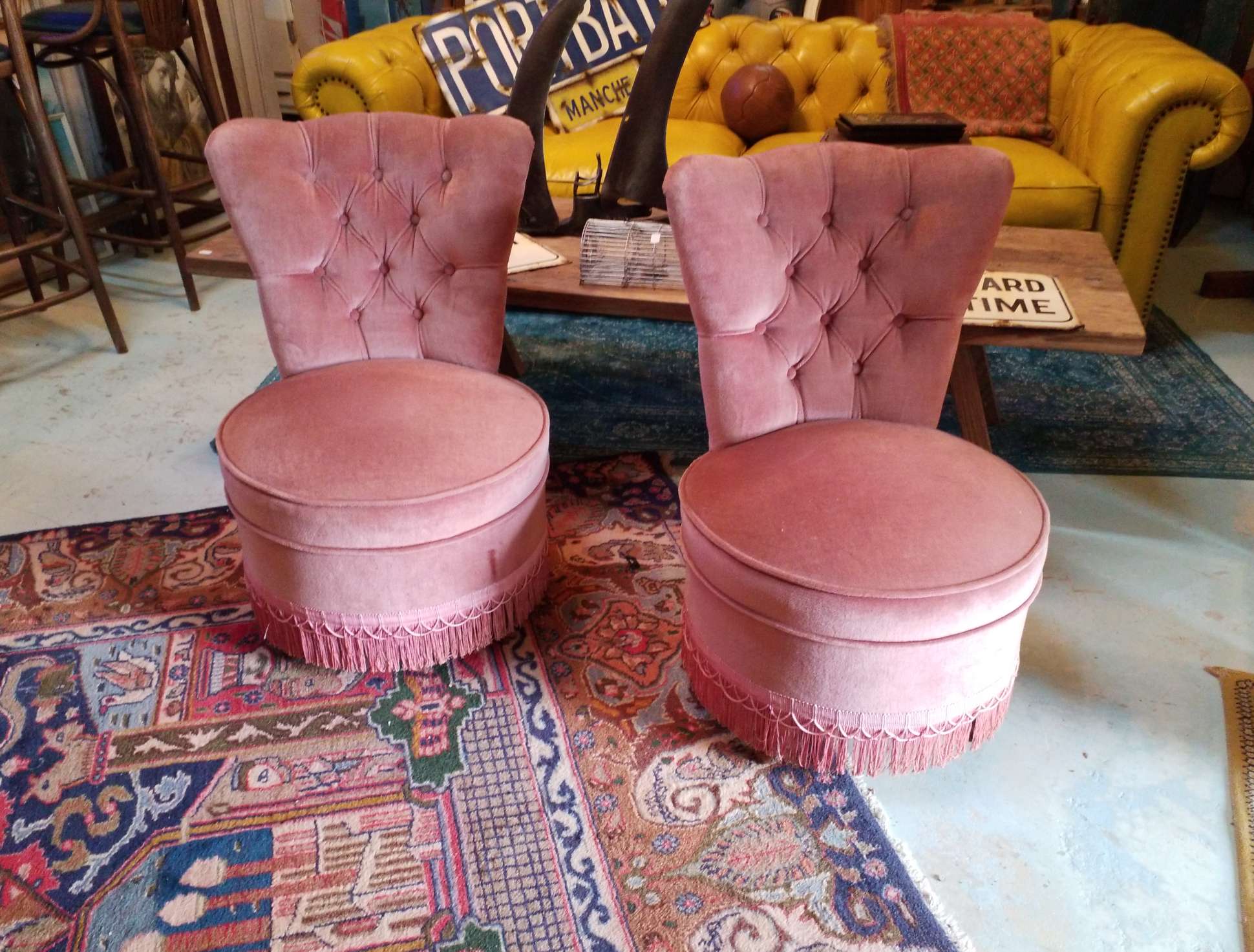 Pair of toad armchairs