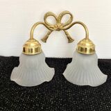 Double tulip wall light