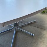 1970s oval design table