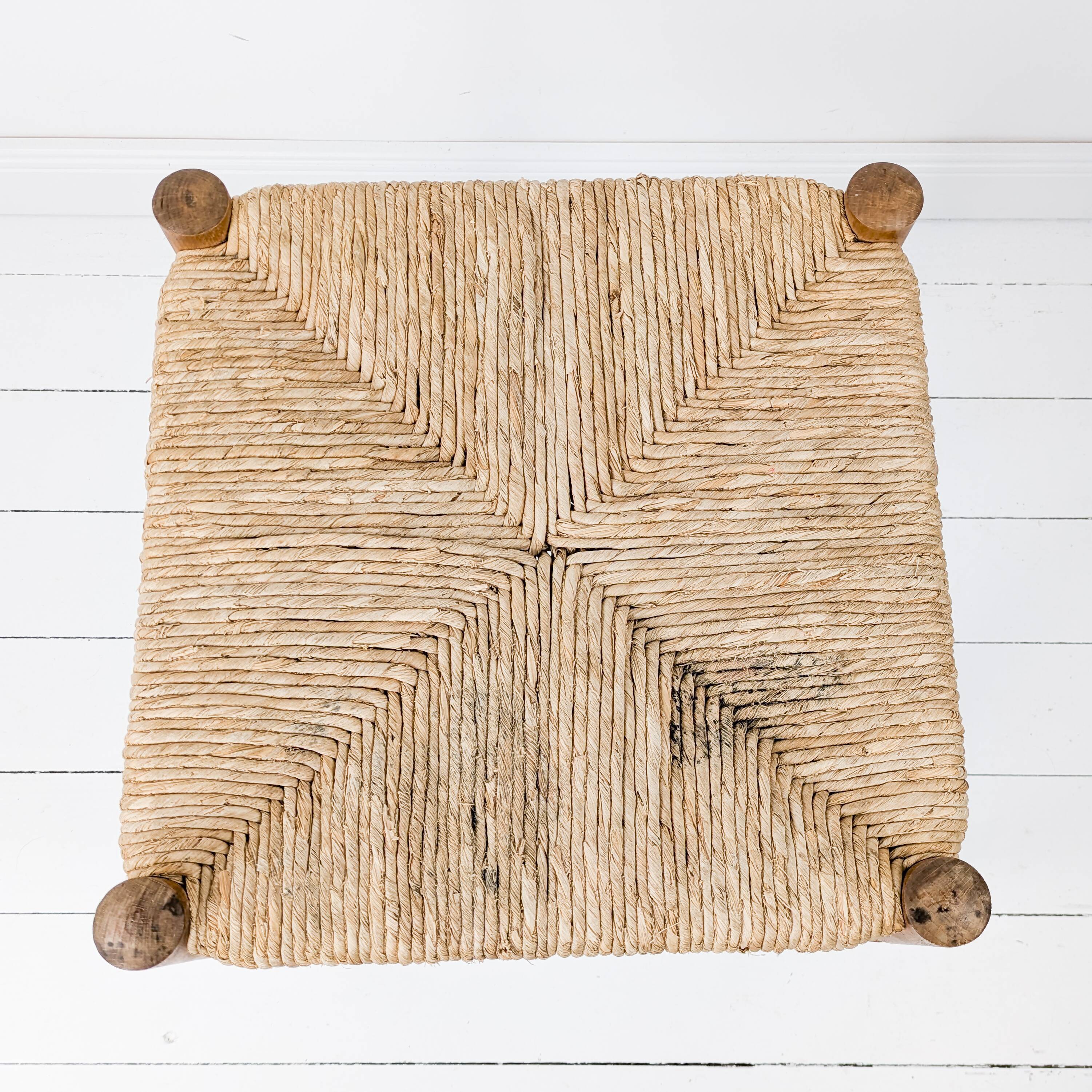 Tabouret Mid Century Rustique Campagne Vintage Jonc tressé Jonc Tabouret en