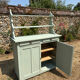 Buffet parisien vintage et son verrier vert d’eau