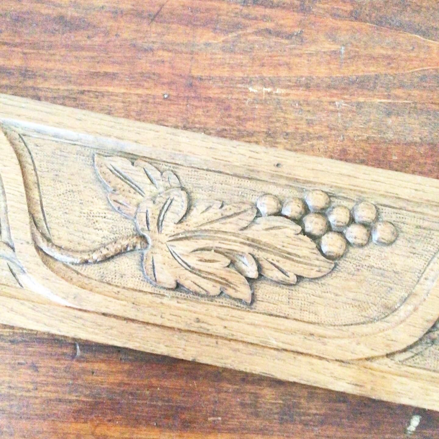 Decorative wooden plaque