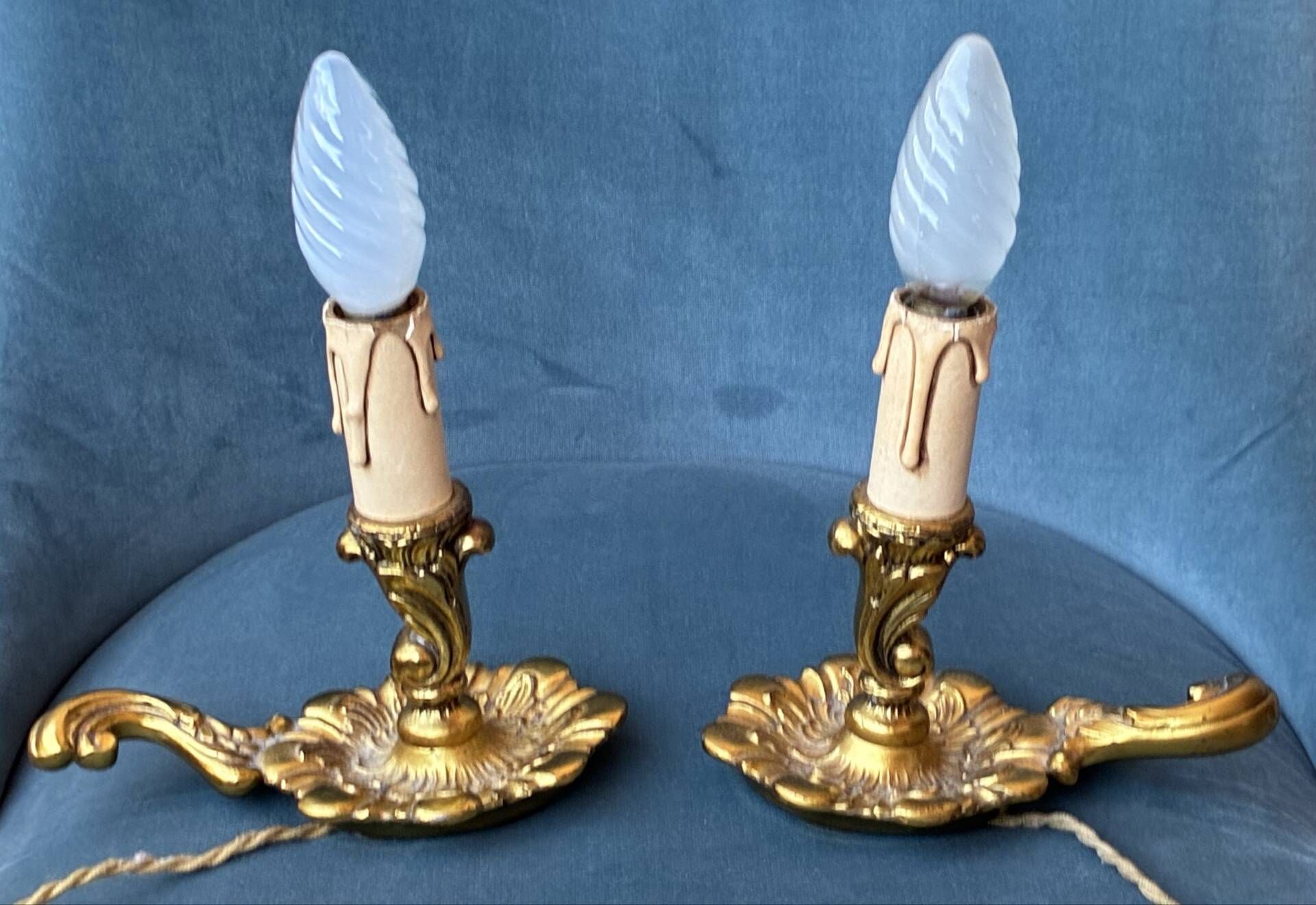 Paire de lampe en bronze style Louis XV