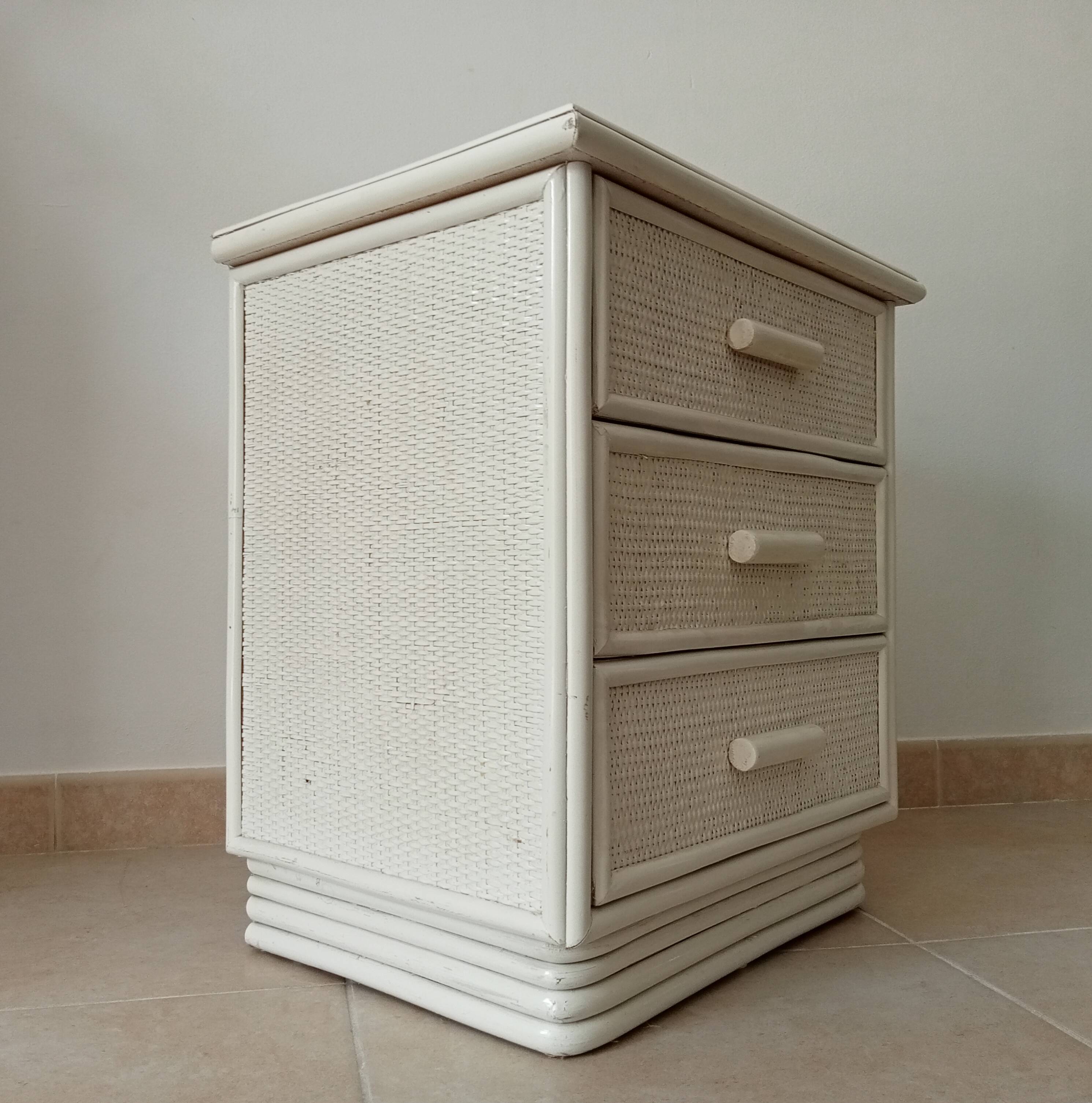 Vintage rattan bedside table from the 70s/80s
