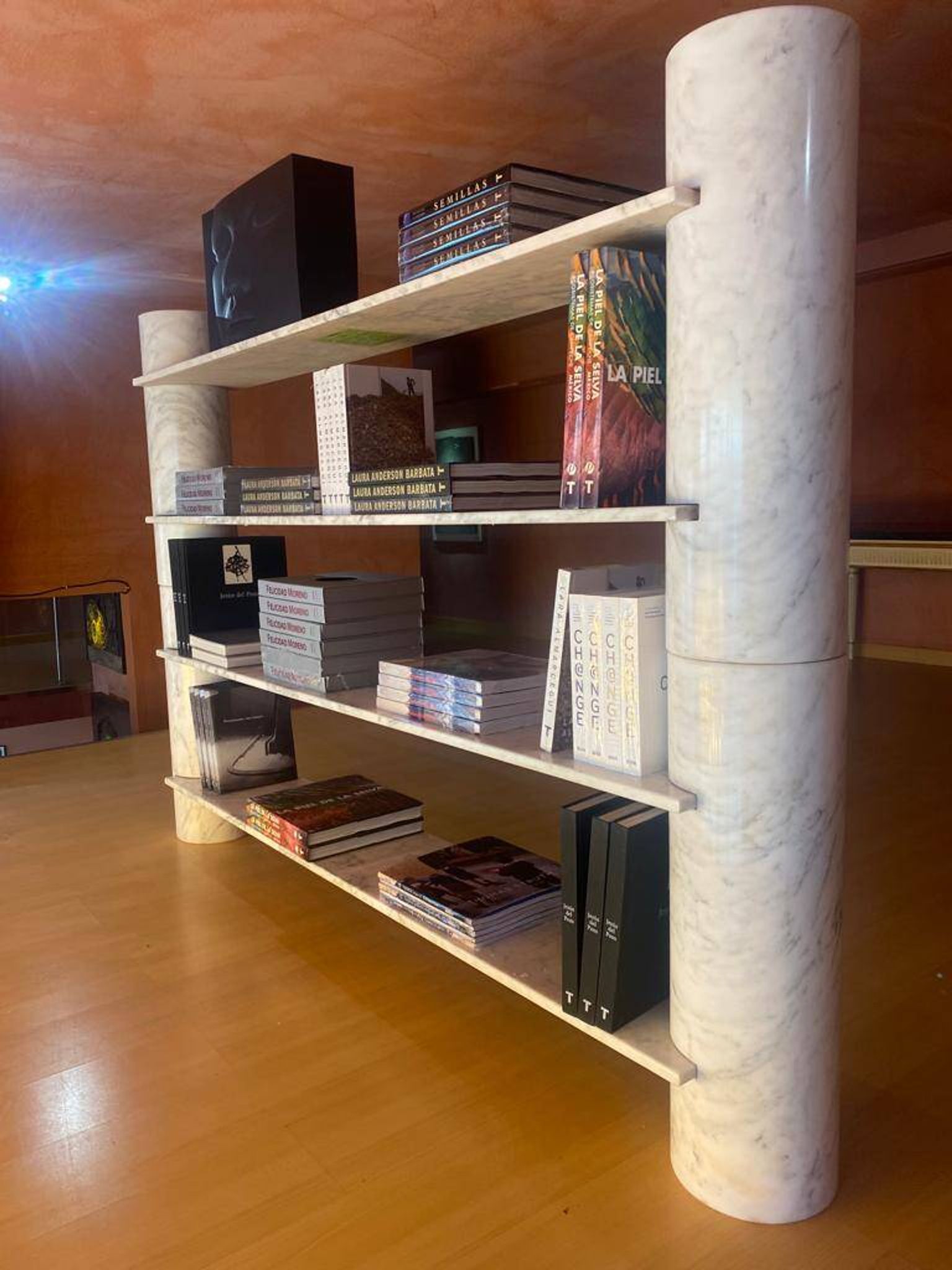Loico Library by Angelo Mangiarotti in white Carrara marble, mid-20th century Italian.