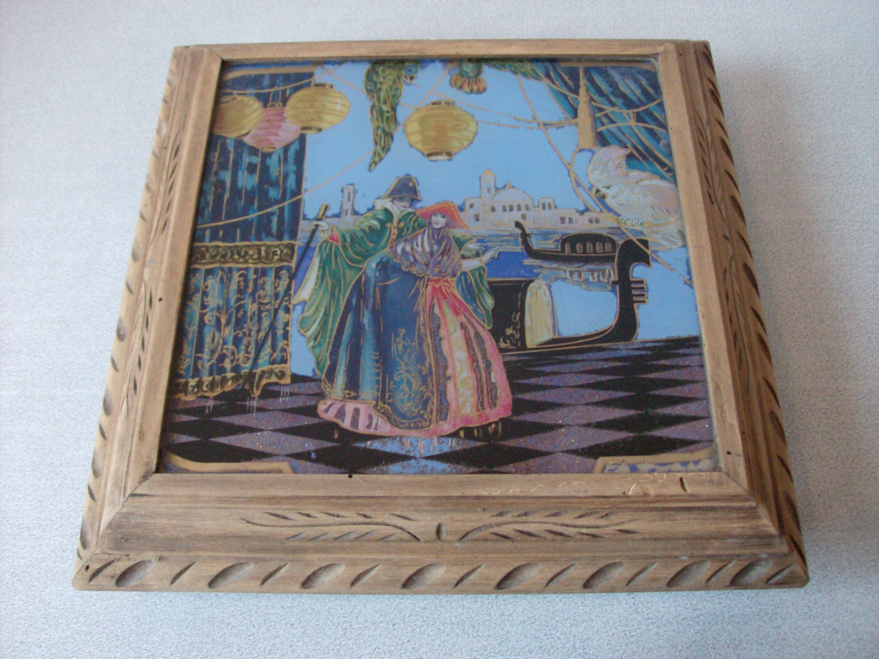 Old trifle music box Art Deco glass décor Carnival of Venice parrot