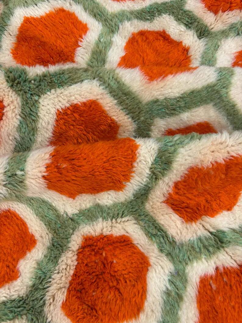 Vintage Moroccan Berber rug Beni M'rirt retro decoration