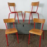 Chaises d'école