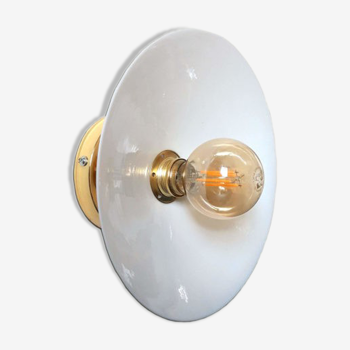 Opaline wall lamp