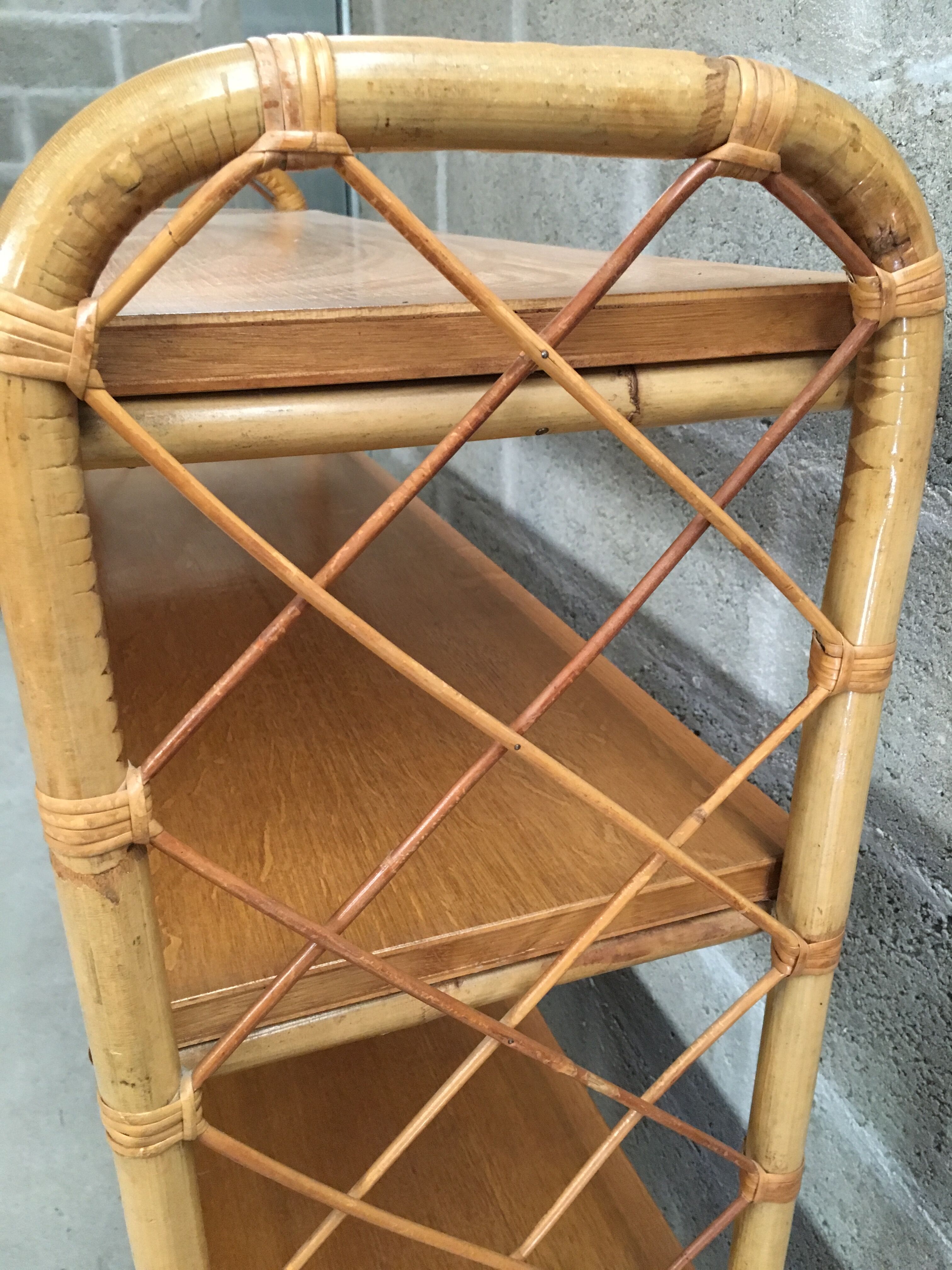 Rattan bookcase from the 60/70