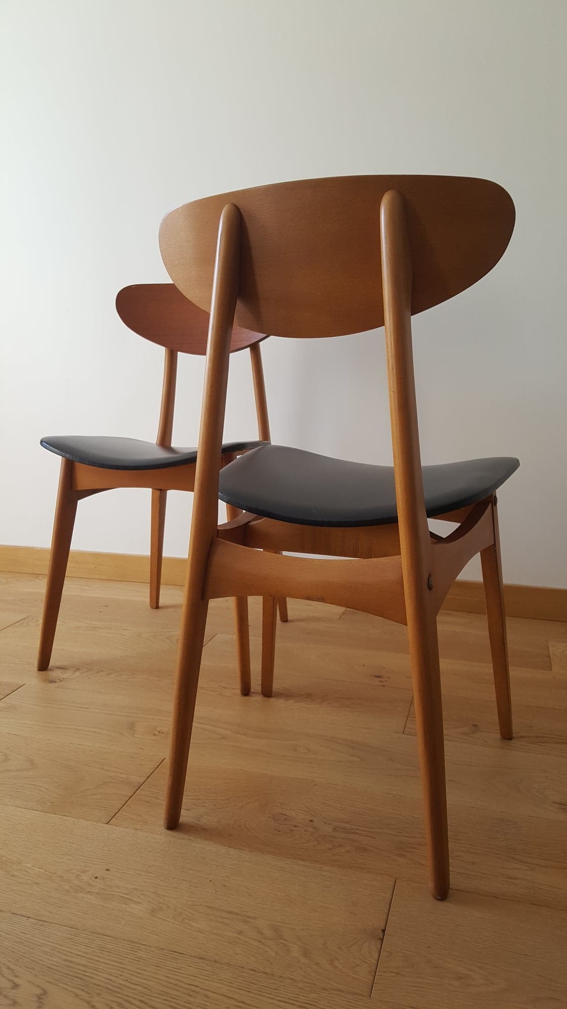 Pair of Stella chairs Ingrid model