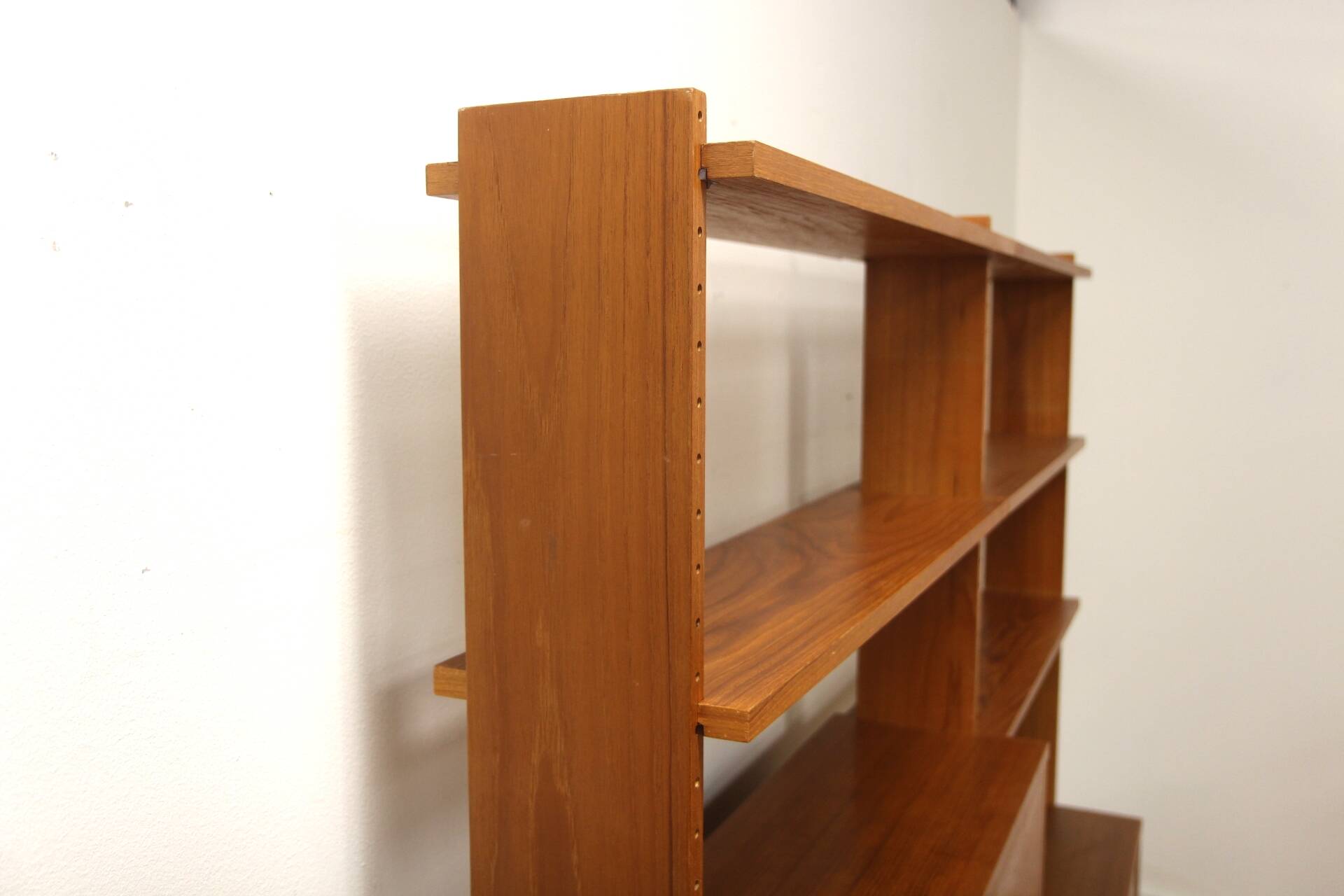 Scandinavian “String Parad” teak bookcase, Sweden, 1960