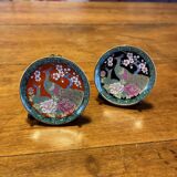 Duo d’assiettes miniatures japonaises en porcelaine cloisonnées