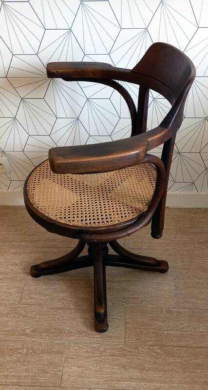 J&J Kohn office chair – year 1914