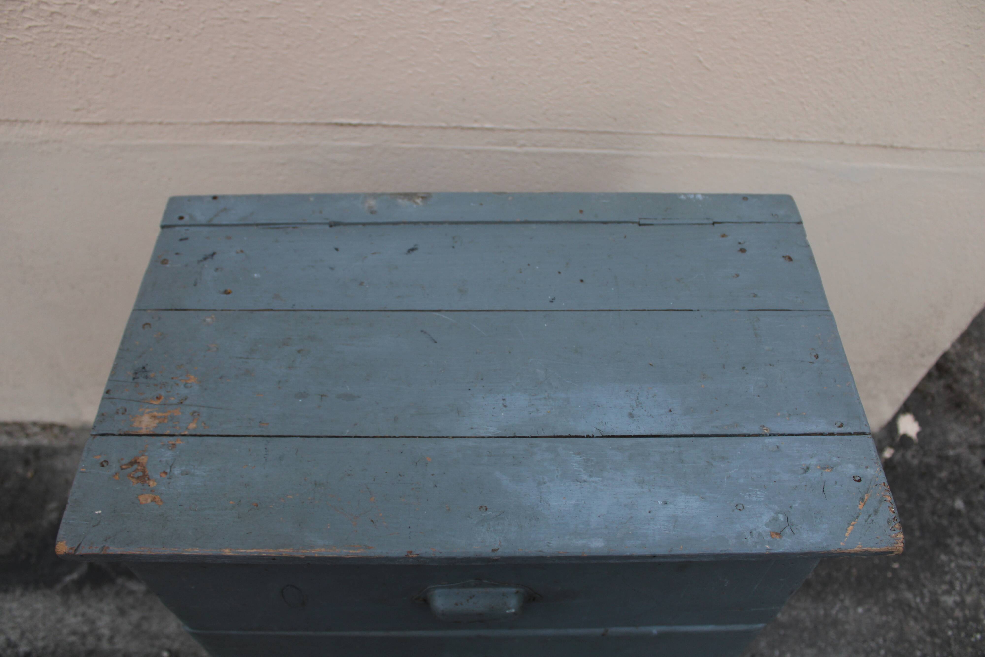 Furniture from craft to drawers