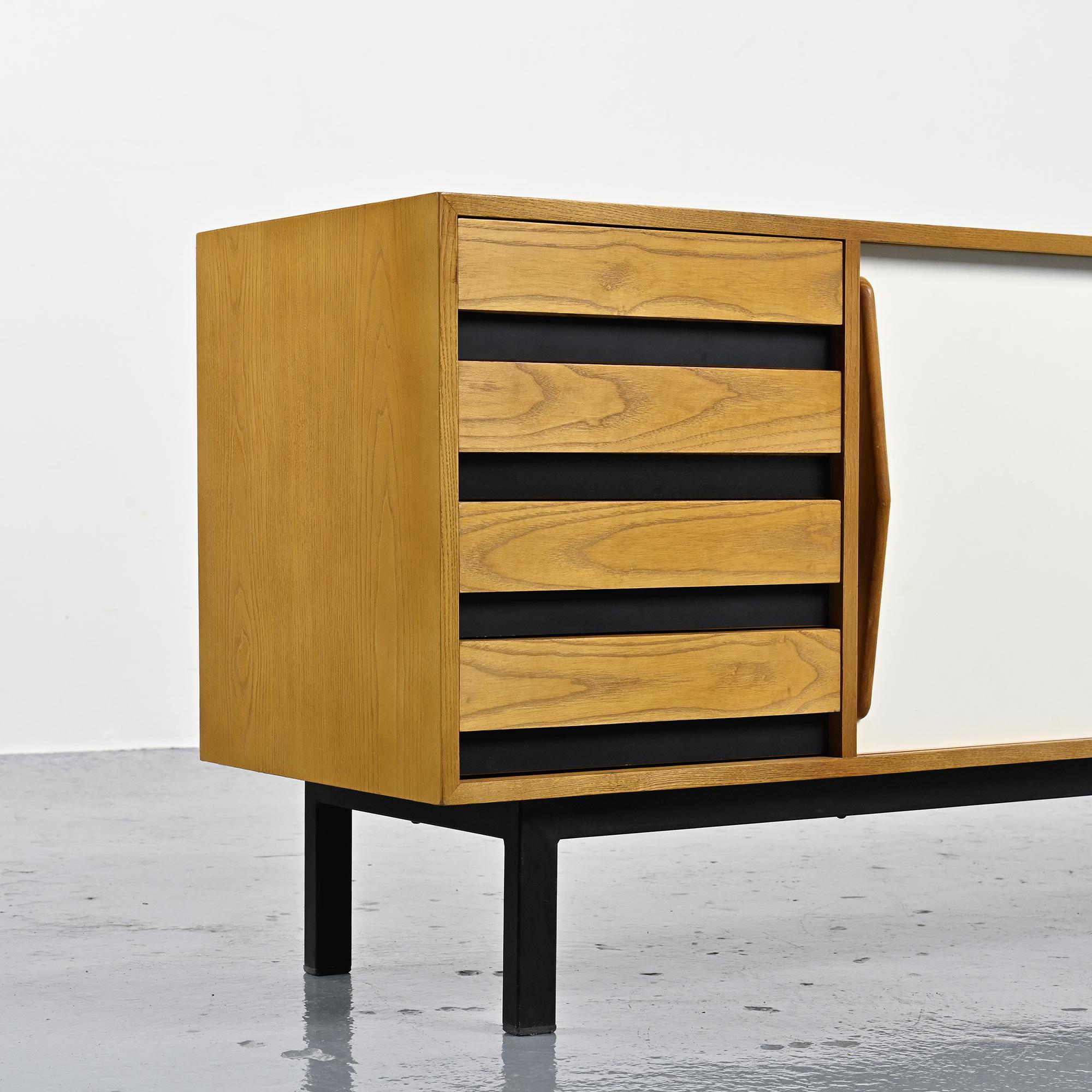 Enfilade Cansado par Charlotte Perriand, circa 1960