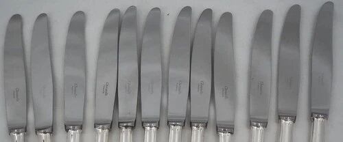 Christofle America, Art Deco 12 table knives, silver-plated, excellent condition.