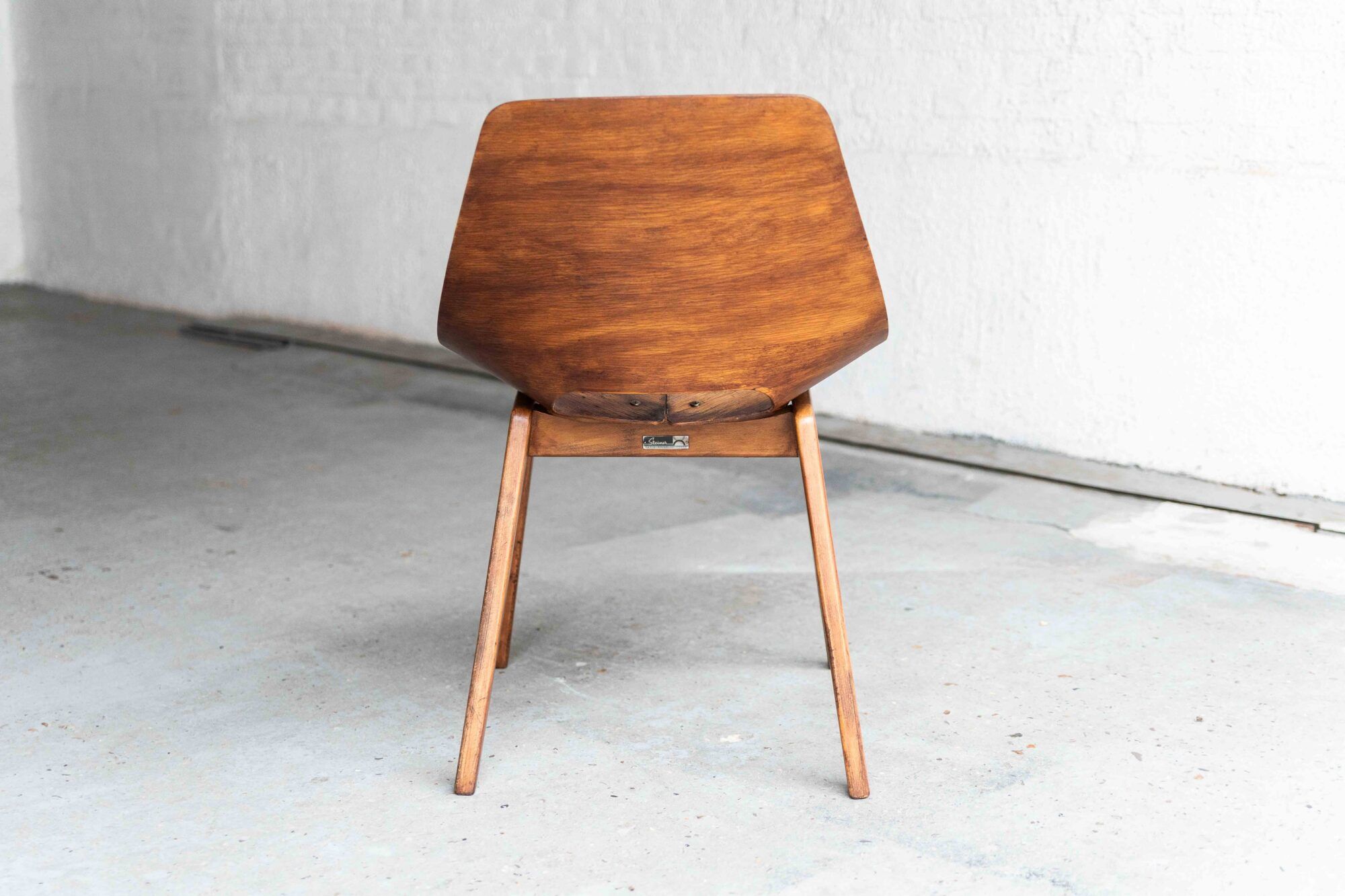 Set of 6 'Tonneau' dining chairs by Pierre Guariche