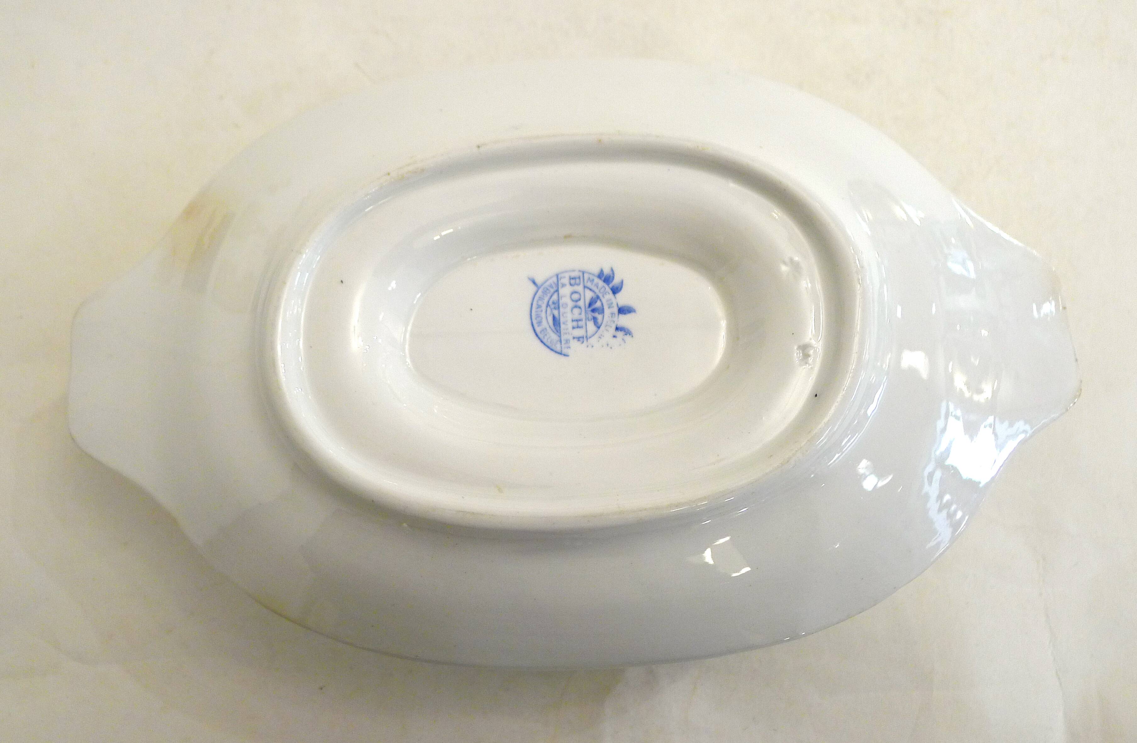 Saucière Art Déco, décor stylisé coloré, faïence Boch la Louvière