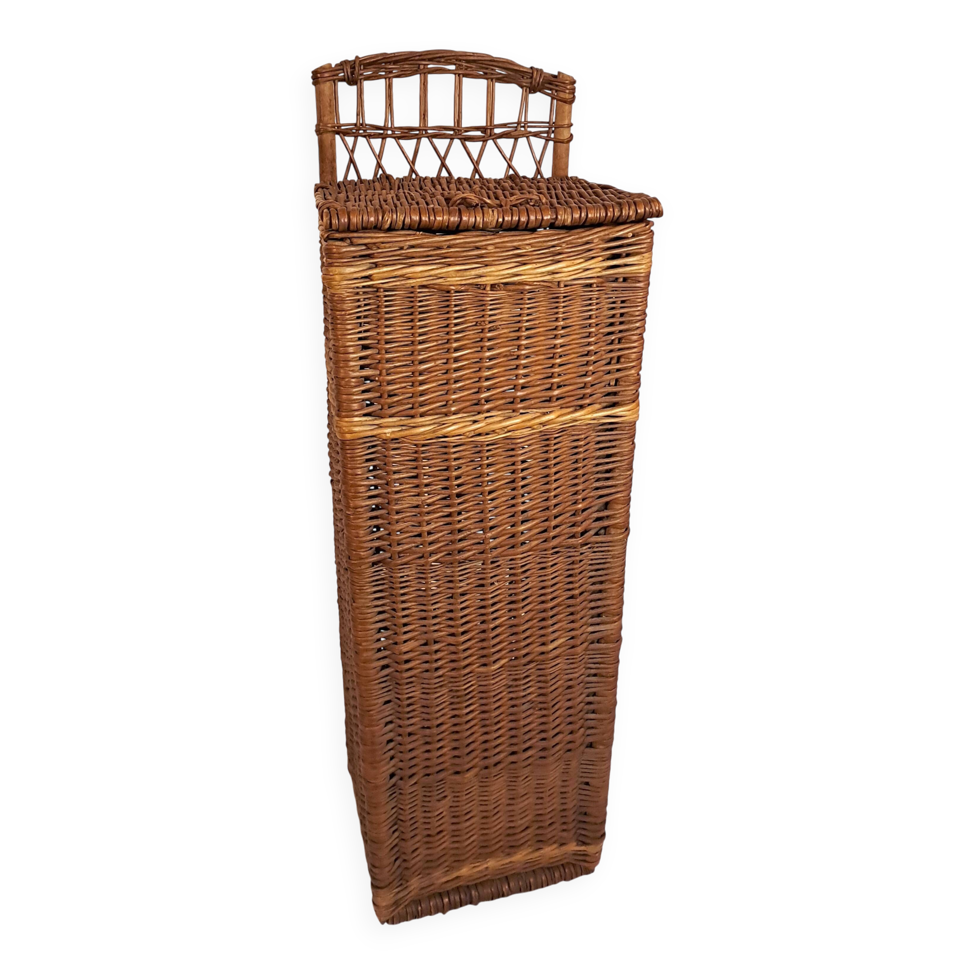 Panier à linge vintage en rotin tressé