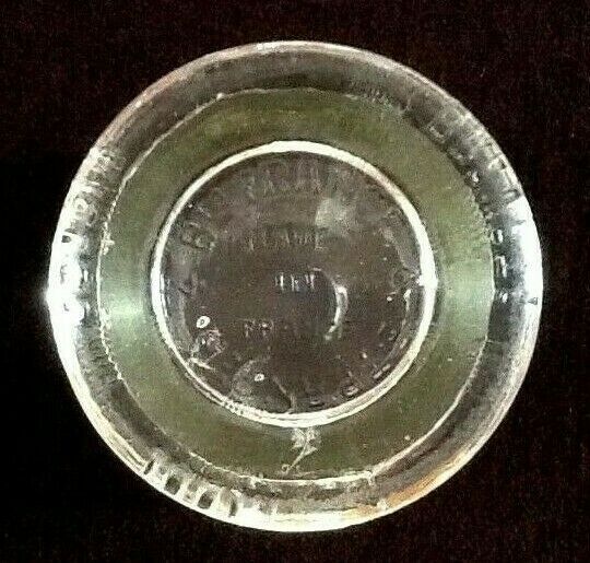 Graduated glass "Foreign" 50s moulded glass made in France