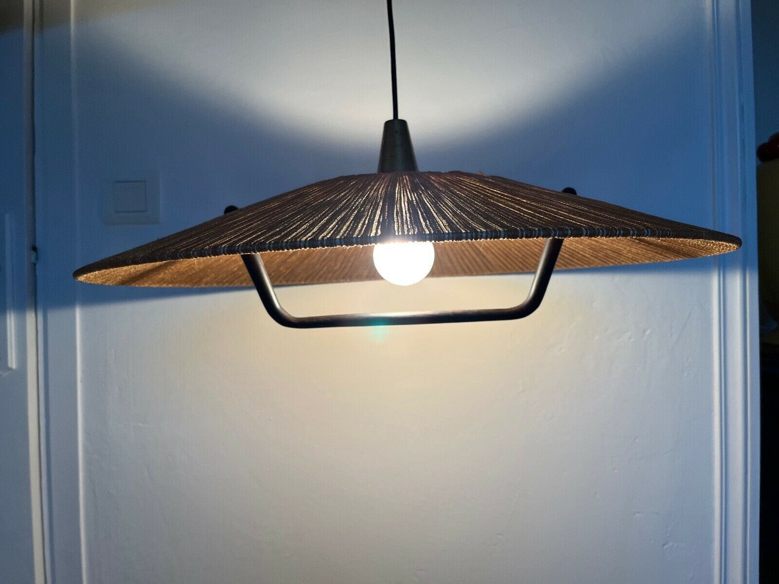 Scandinavian suspension in rope and teak - ufo - 60s 70s