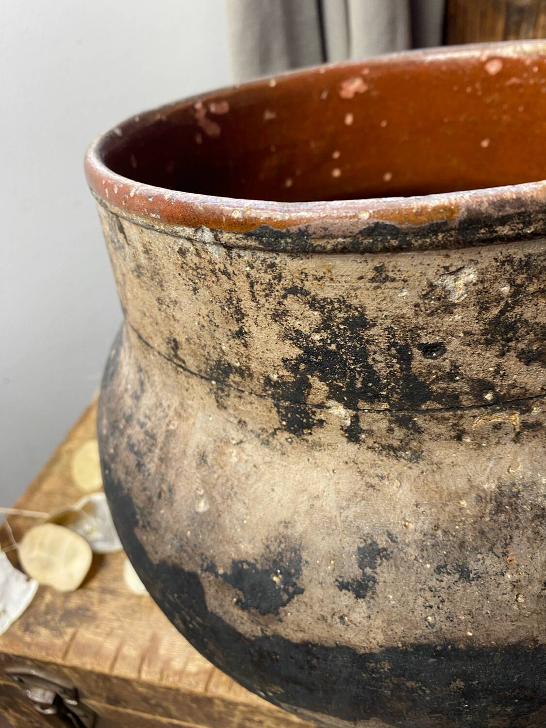 Antique terracotta pot with handles Vallauris