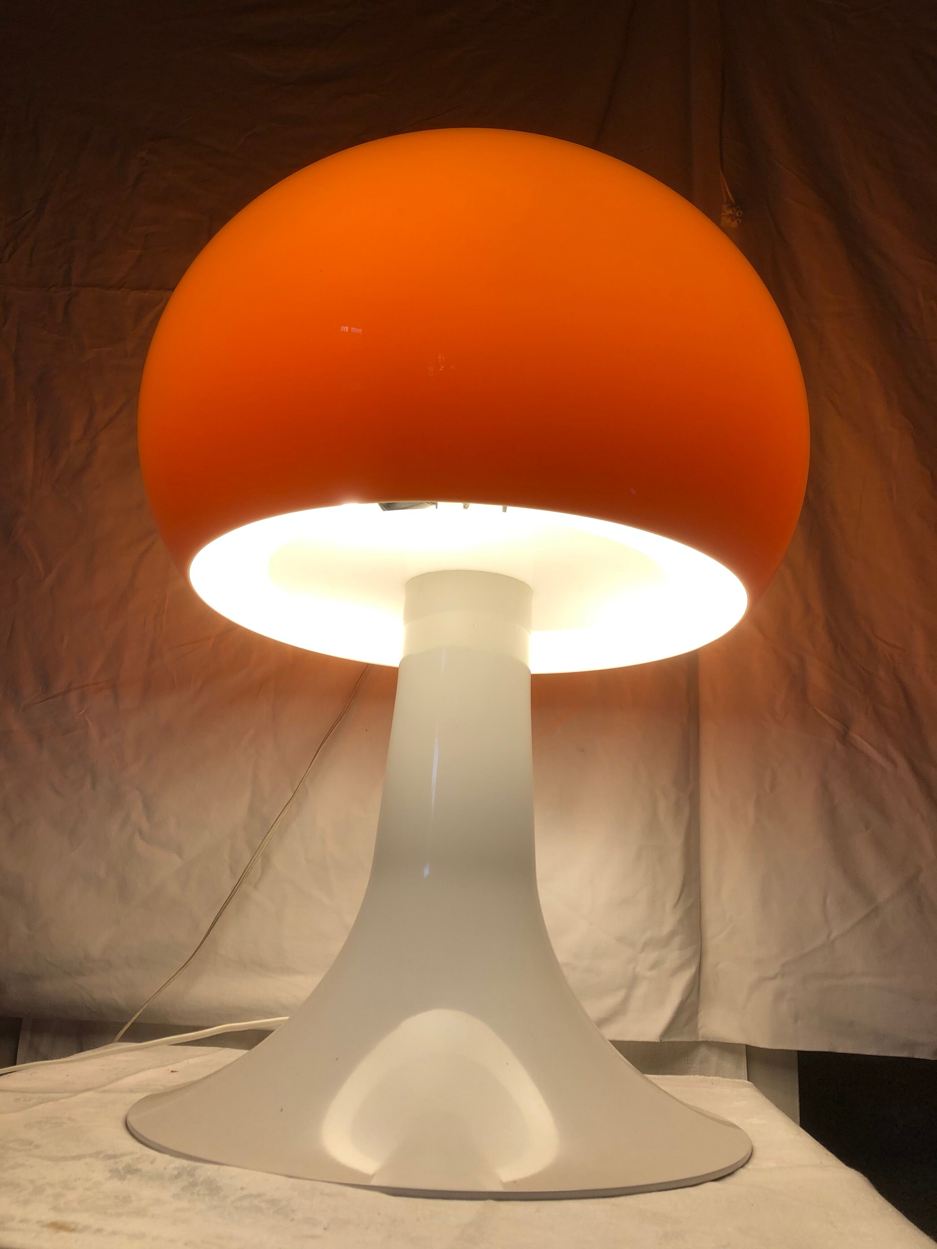 70s mushroom lamp