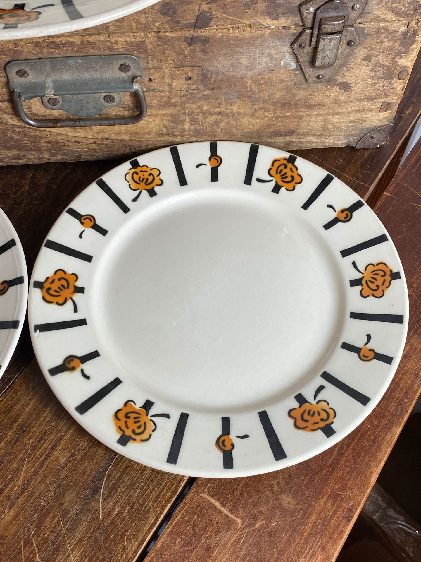 Porcelain plates, Badonviller France