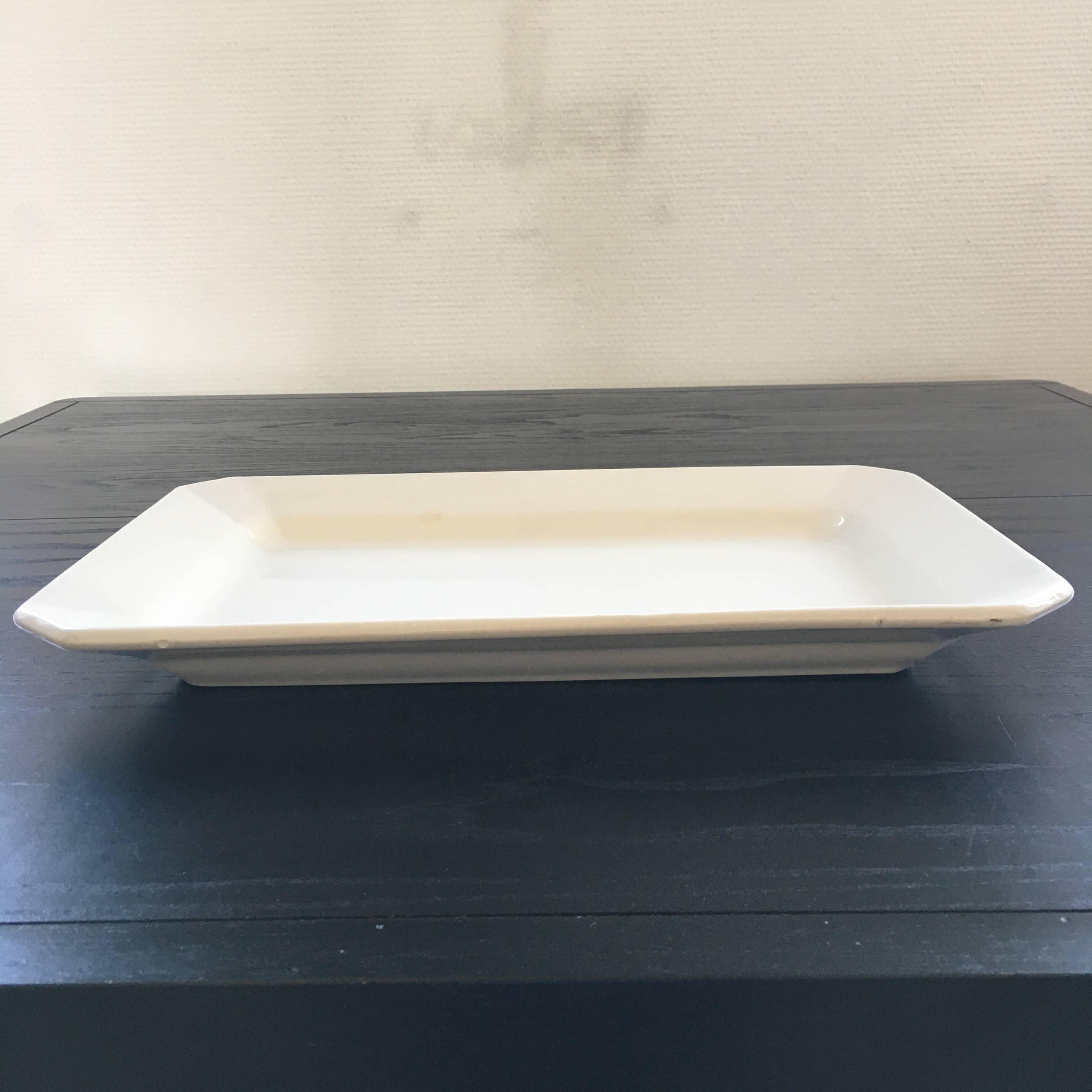 Large classic white dish