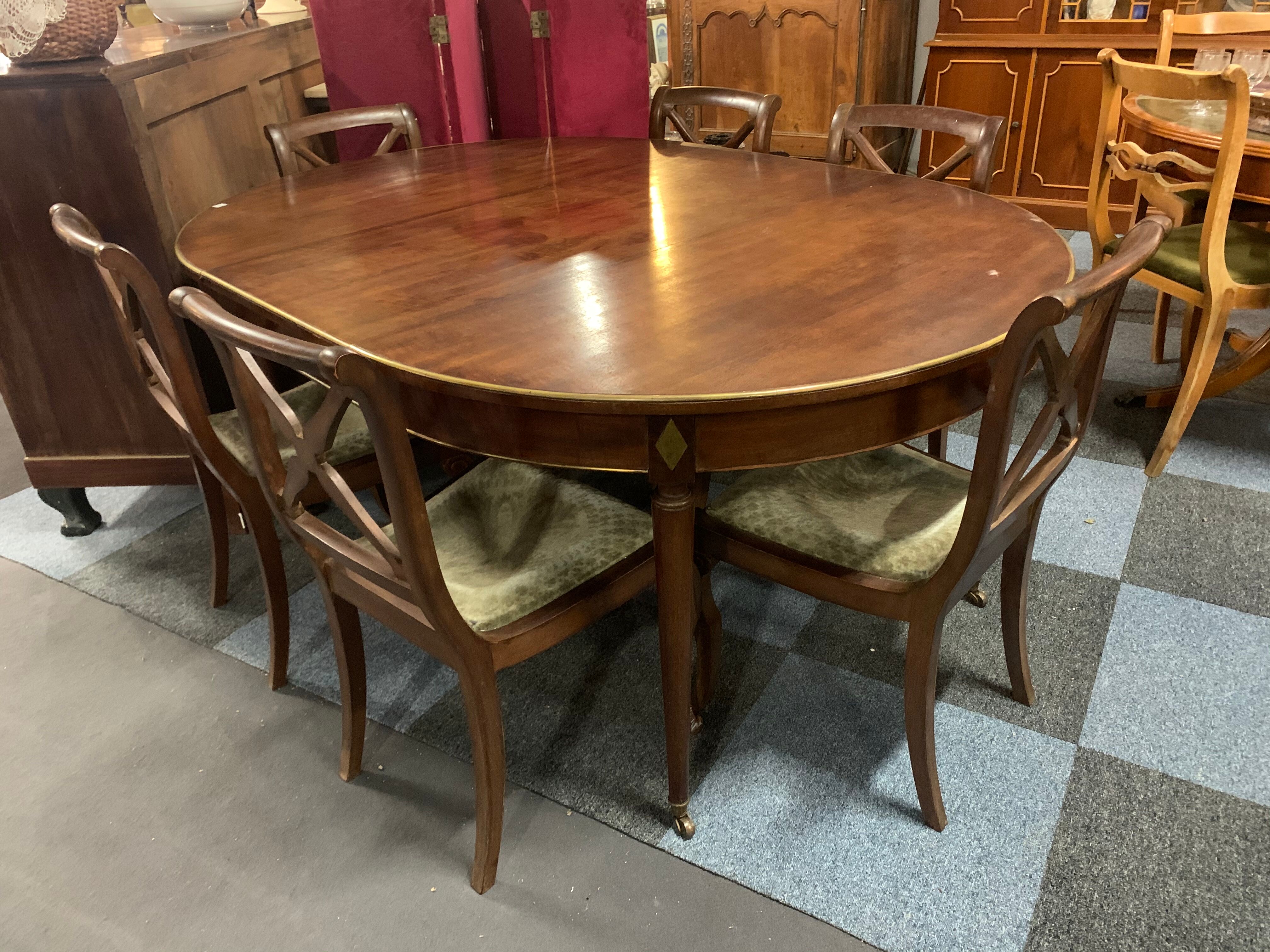 Table 6 feet Louis XVI and his six chairs