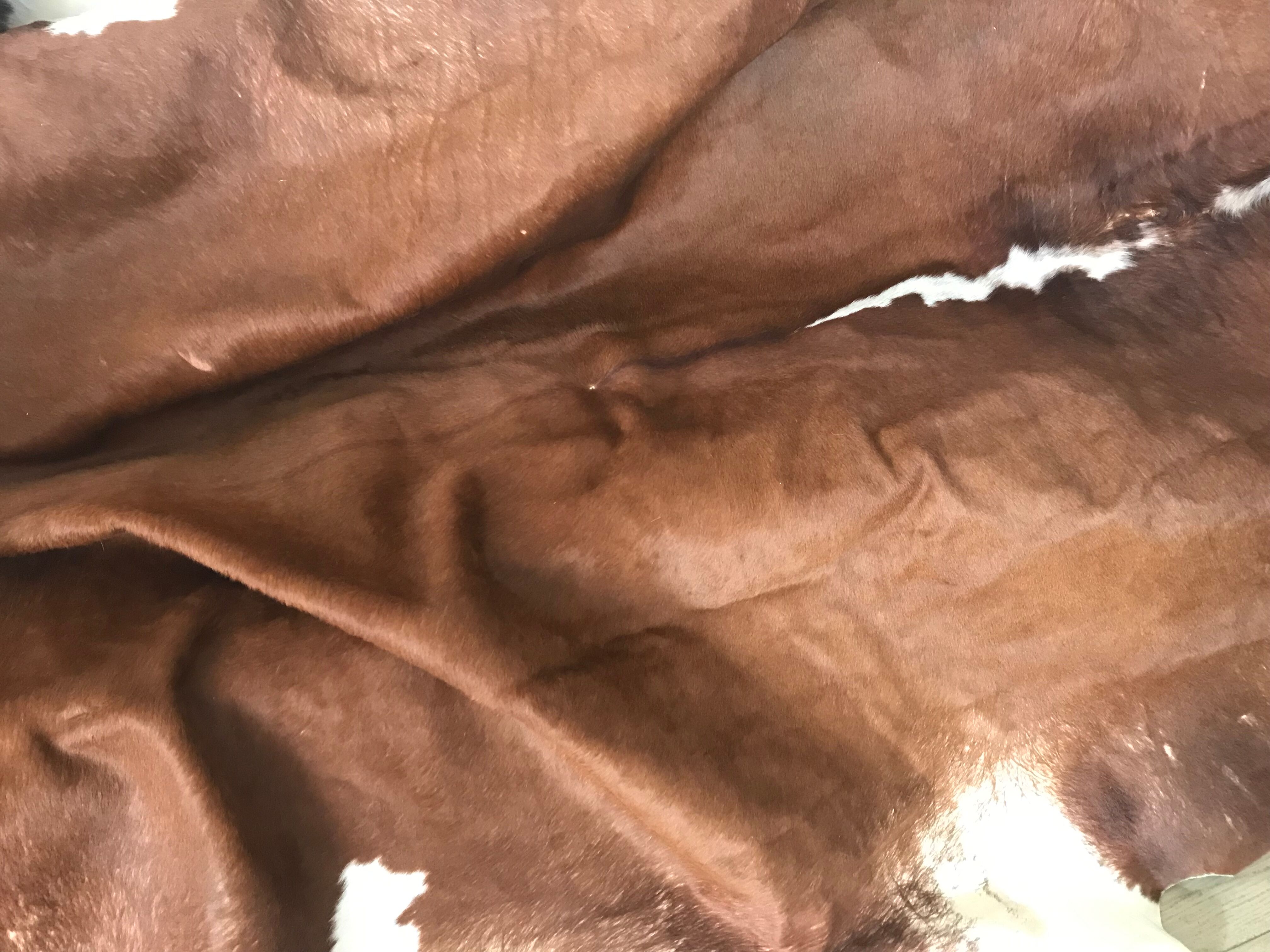 Vintage cowhide 225x170cm