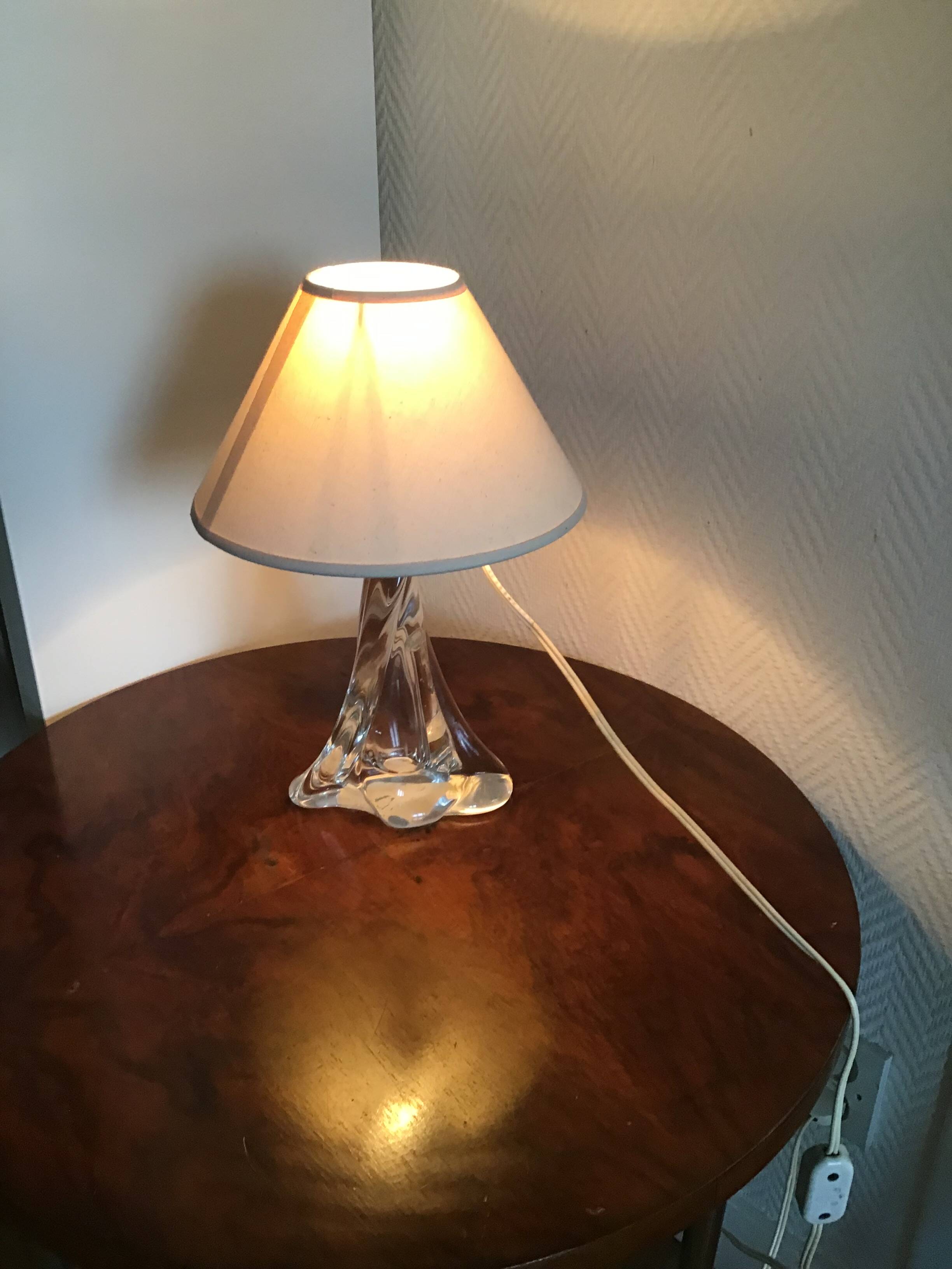 Crystal foot bedside lamp