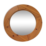 Round scandinavian mirror in solid pine