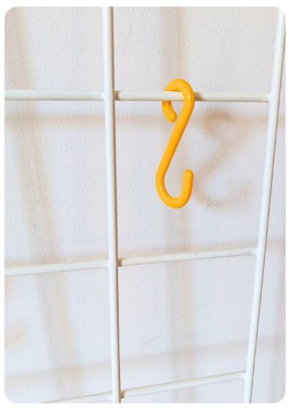 Paire de porte-manteaux String des années 50 par Karl Fichtel pour Dra