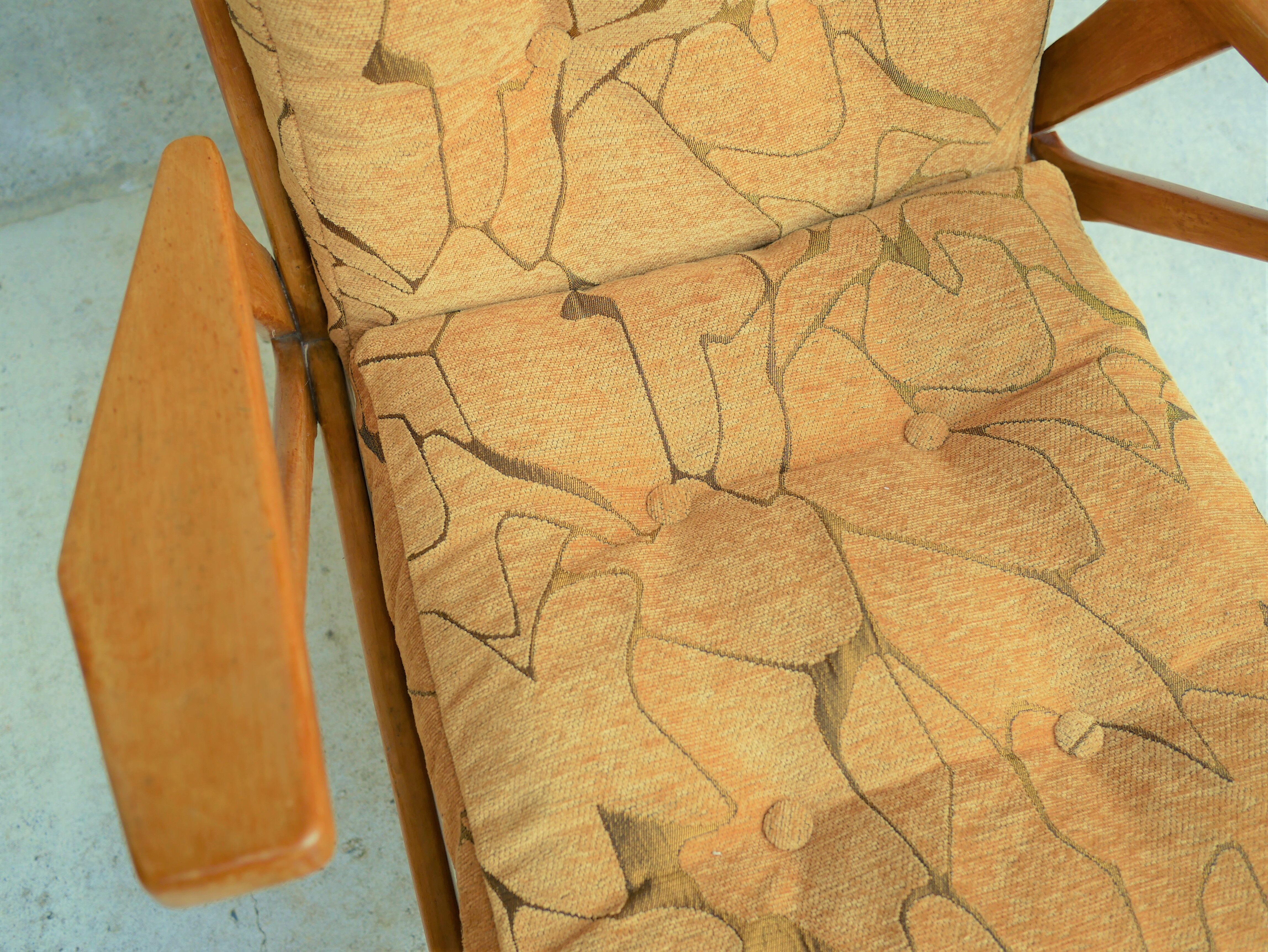 "FS 141" chair by Free-Span editions