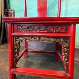 Concubine chair