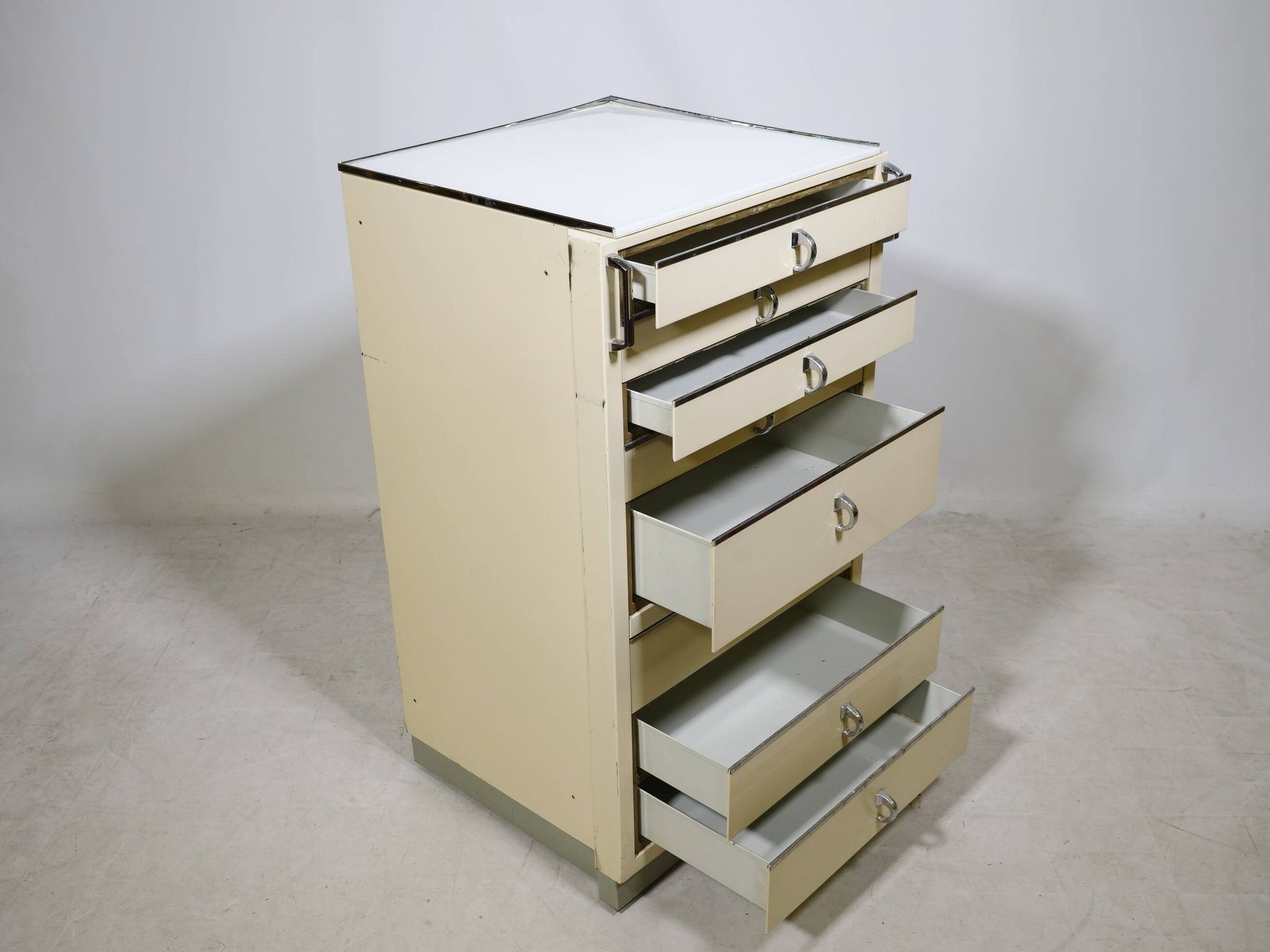 Cabinet dentaire en métal par Baisch, années 1950