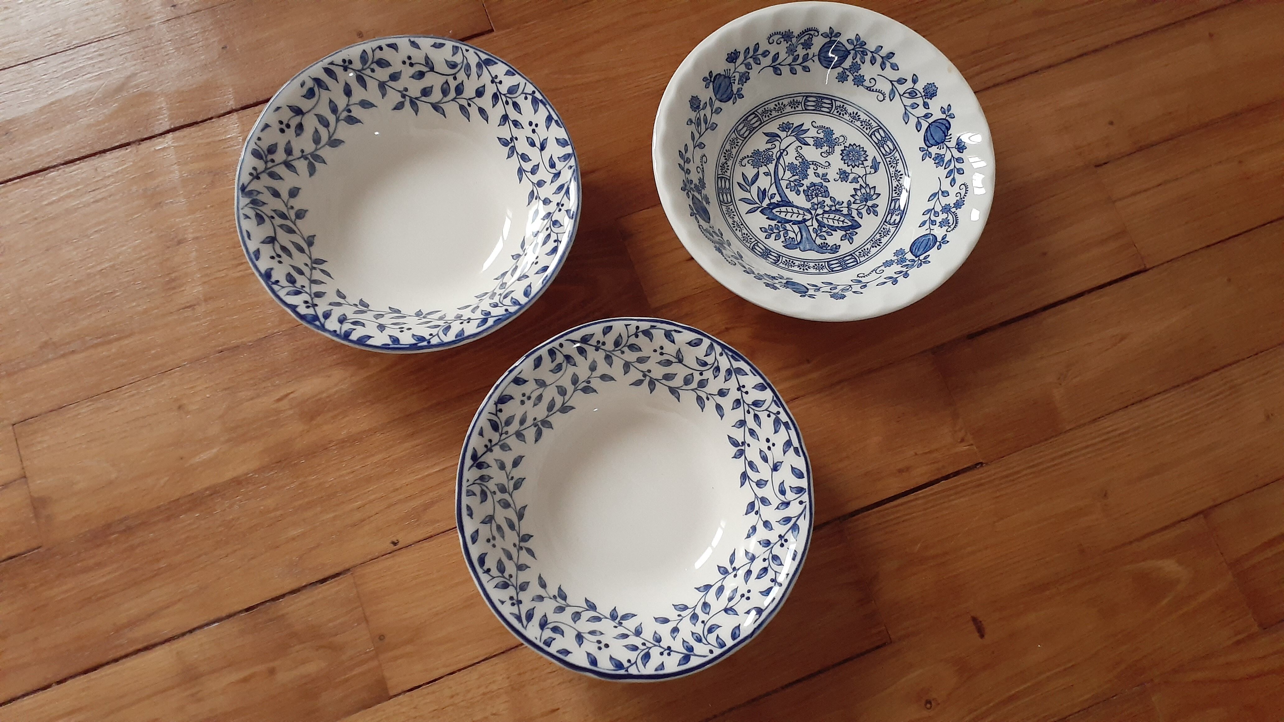 3 bowls and 5 blue plates