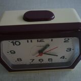 Vintage beige and garnet alarm clock Vedette