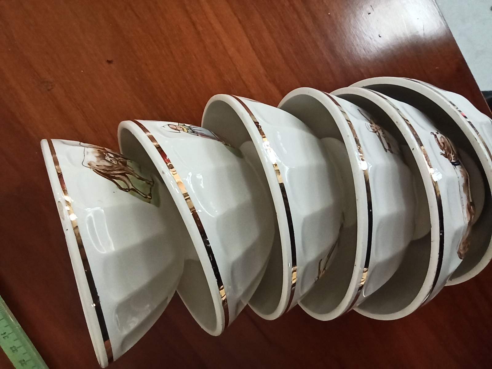 Set 6 bowls cow creamer semi porcelain old