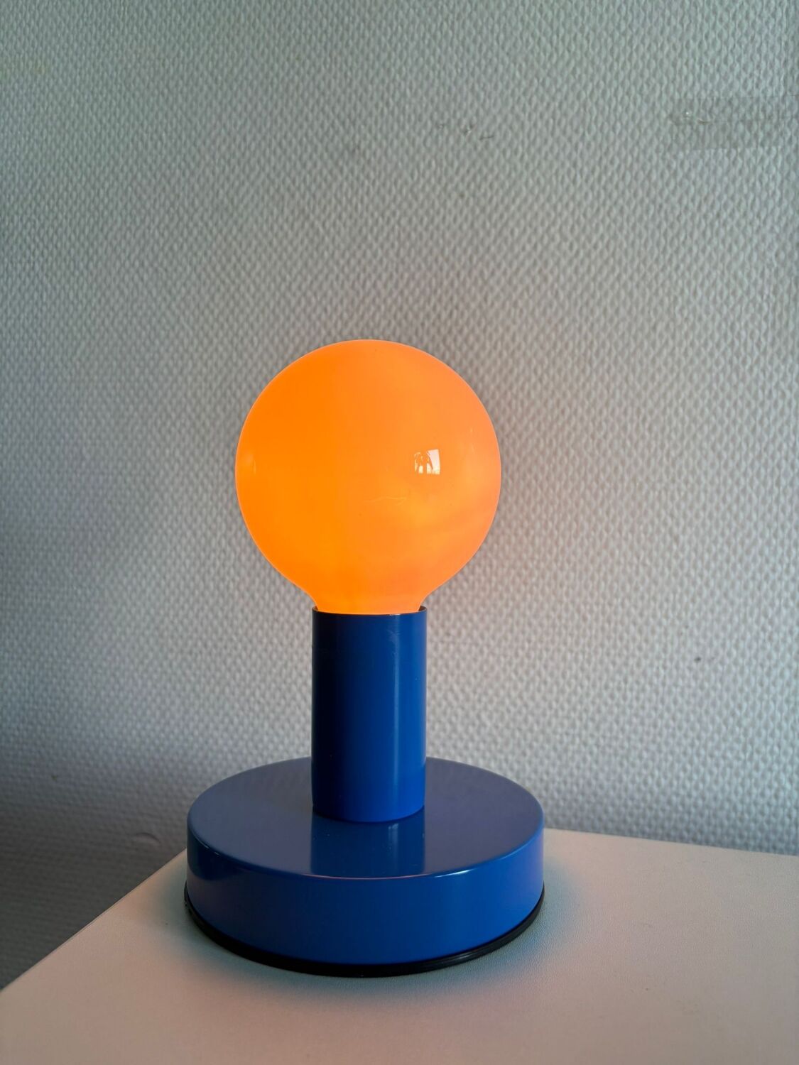 Lampe space age leutchen GmBH